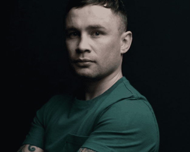 Two-time World Champion boxer, Carl Frampton, explores why so many young men in Northern Ireland are fighting poor mental health and what