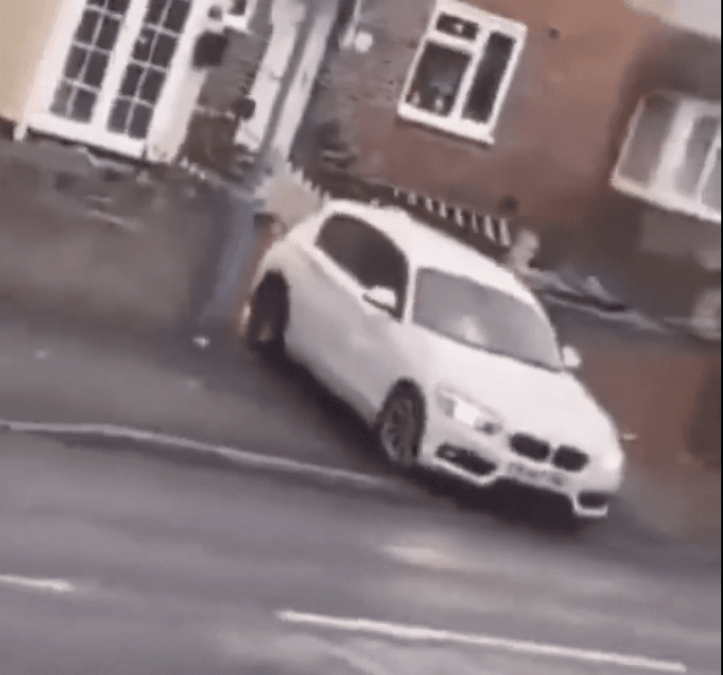 Police Swarm Street After Gunshot In Broad Daylight