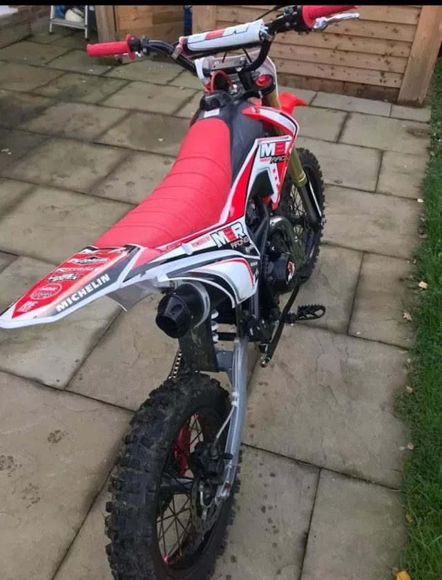 Officers investigating a burglary in Shrewton are appealing to members of the public to report any sightings of the stolen pit bikes bein…