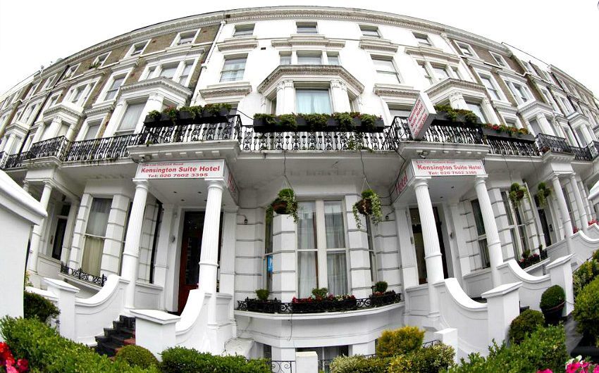 London Fire Brigade Responds to Reports of  Fire and Explosion at Kensington Suite Hotel
