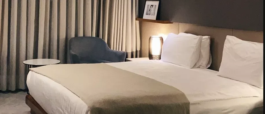 While The Uk Is Experiencing A Housing Crisis, With Many Families Struggling To Find Affordable Housing, The Issue Of Short-term Vacation Rentals Has Also Become A Growing Concern In Recent Years