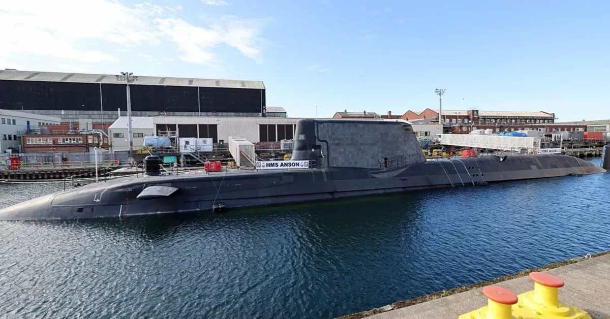 Reports that official documents regarding a Royal Navy submarine have been found in the toilets of a Wetherspoons pub have sparked concer