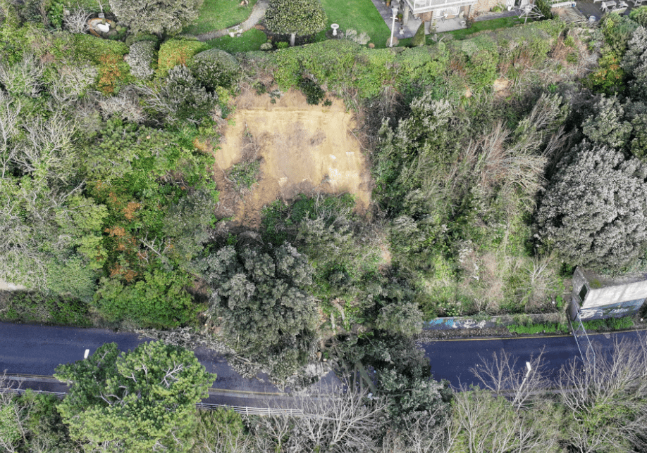 First Pictures showing the extent of Landslide Blocking  Road of Remembrance in Folkestone