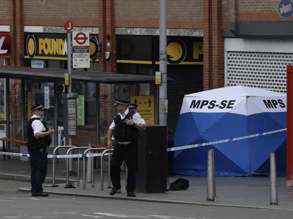Schoolboy Stabbed To Death By A Pack Of Wolves At Woolwich's Busiest Bus Stop In Broad Daylight