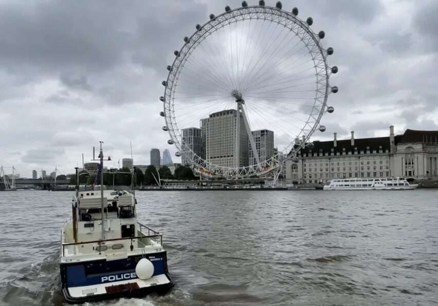 Police Warn Of The  Dangers Of Entering River Thames