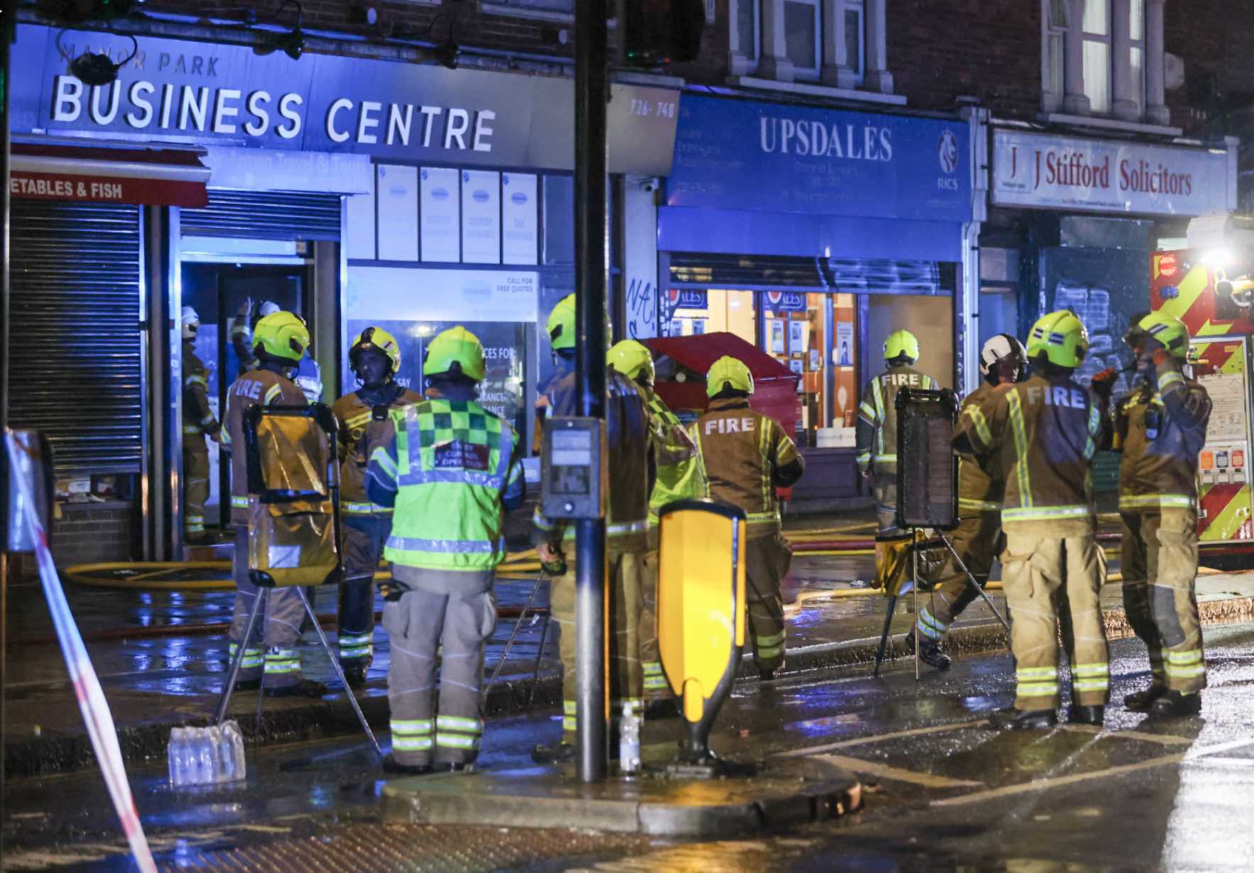 Eight Fire Engines And Around 60 Firefighters Were Called To A Fire At A Car Workshop On romford Road In Manor Park
