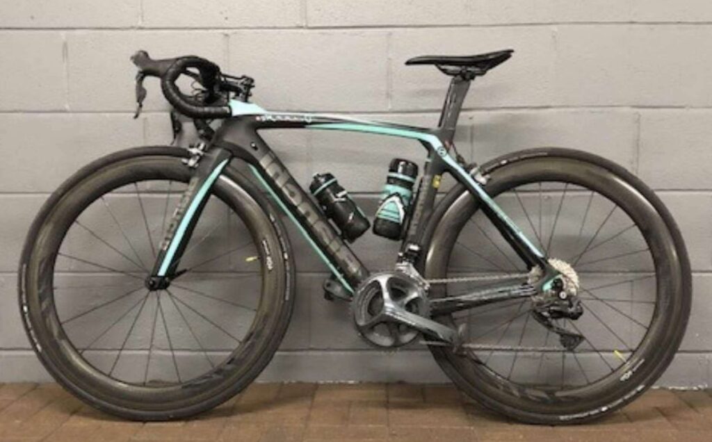 Kent Police Was Called  And It Was Reported That A House In The Knott's Lane Area Had Been Burgled