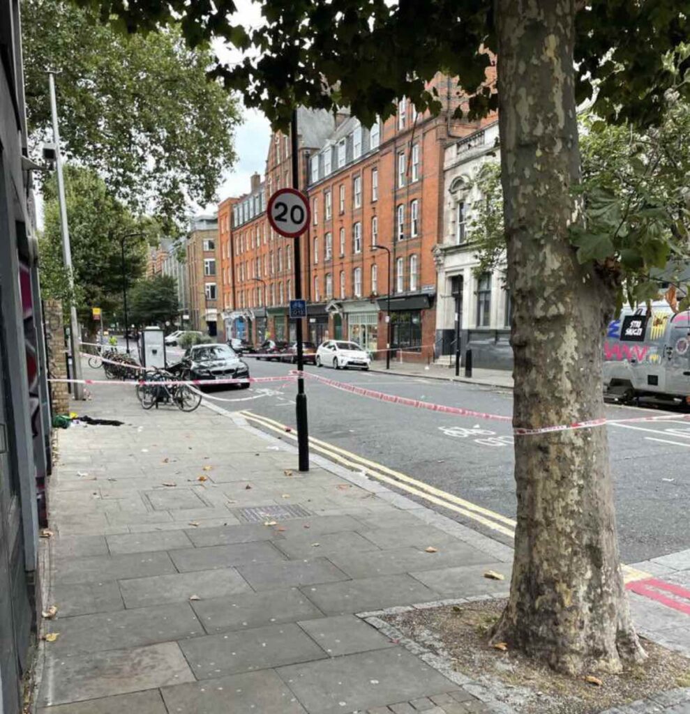 Man Fighting For His Life After Shoreditch Stabbing Attack
