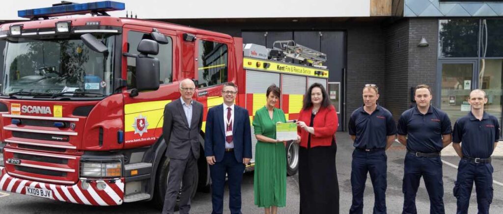 Kent Fire And Rescue Service (kfrs) Has Been Awarded servicemark accreditation By The institute Of Customer Service (ics), Following Record Feedback From Customers And Colleagues