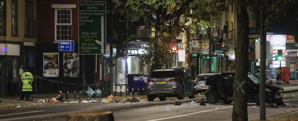 Fatal Collision Sees Major London Road Closed For Over 12 Hours For Complex Collision  Investigation Work After A Pedestrian Is Killed