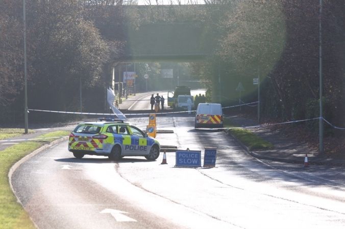 Gruesome  Find   In Bushes On Upmarket Housing Estate In Hook Hamsphire