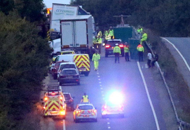 When You Can And When You Can't Use The Phone Behind The Wheel