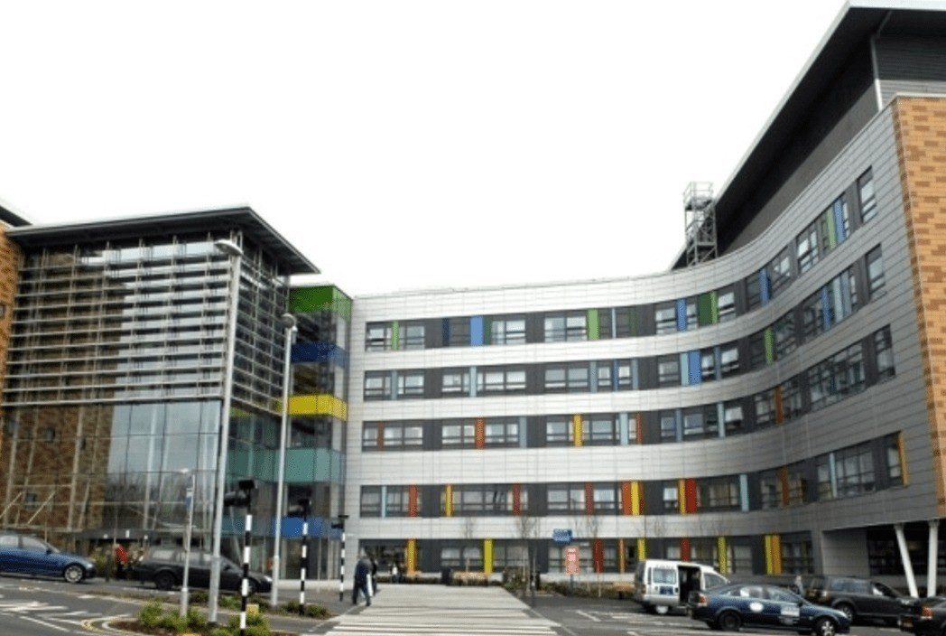 Three Week Old Baby Dies in Gosport Parents Bailed By Cops