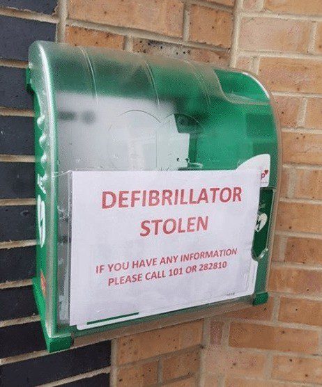 Scumbag Steals Defibrillator from Cowes  Clinic