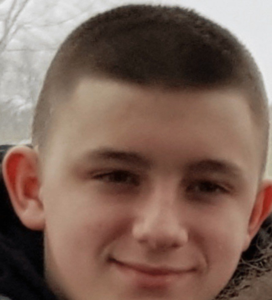 Help Find Missing Tommy from Four Mark Near Winchester