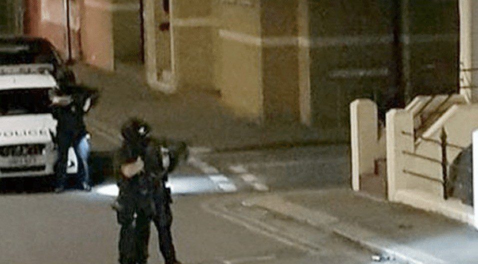 Herne Bay Street on Lock Down by Armed Police Following Stabbing