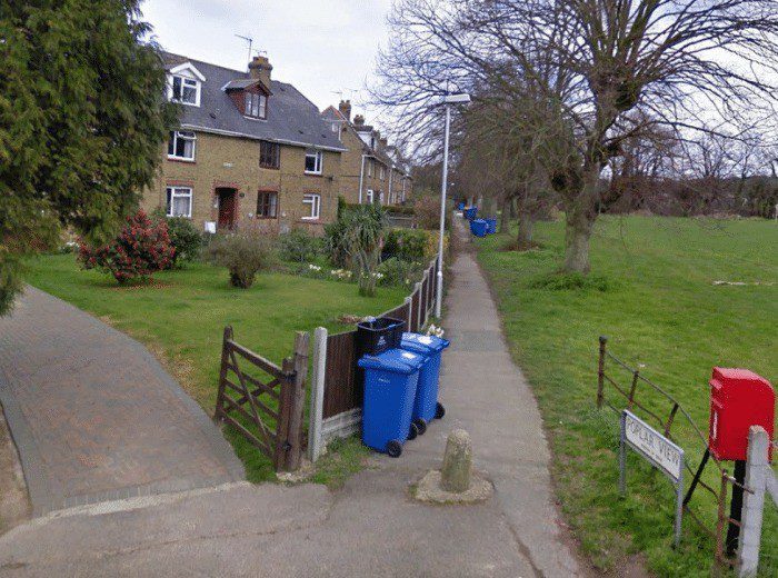 Firefighters are dealing with a ruptured gas pipe in Faversham