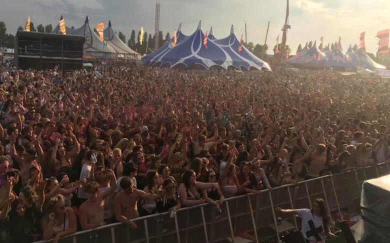 Breaking: 18 Year Old Girl And 20 Year Old Boy Die At Portsmouth Mutiny Festival
