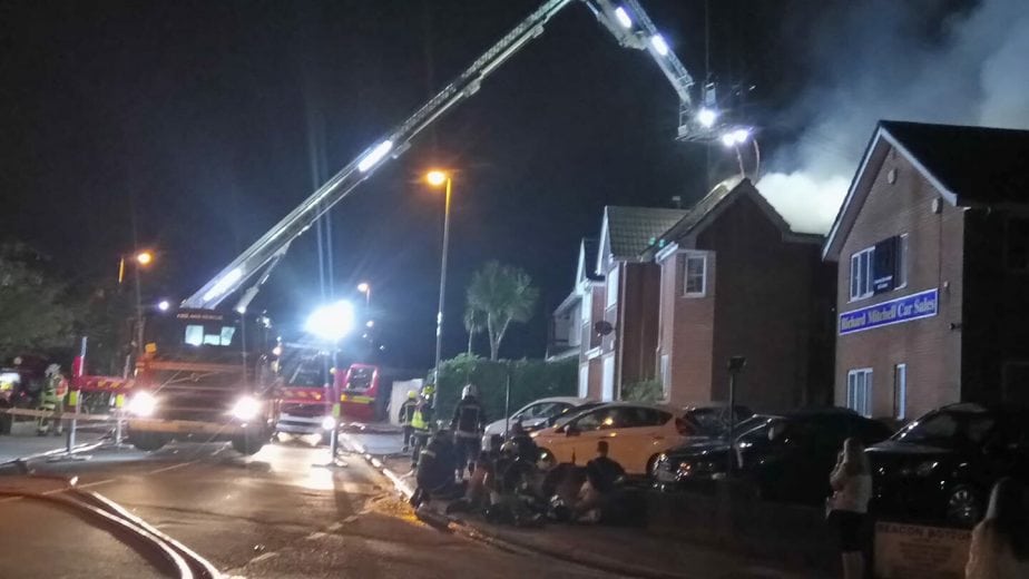 Fire Rips Through Park Gate Block Of Flats  And Spreads To Roof