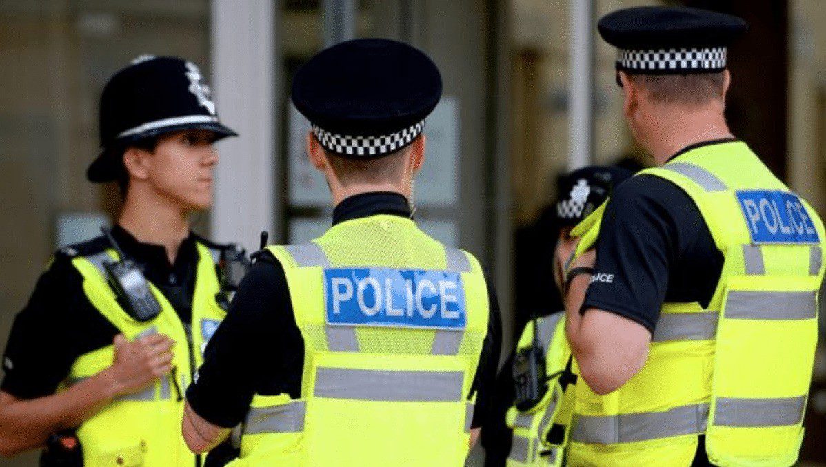 Man Suffered Stab Wounds In An Assault In Slough