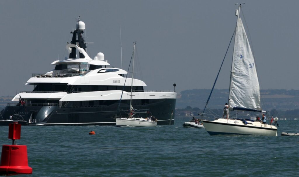 Super rich Travelex Business Man Moors up  floating Palace at the entrance to Cowes
