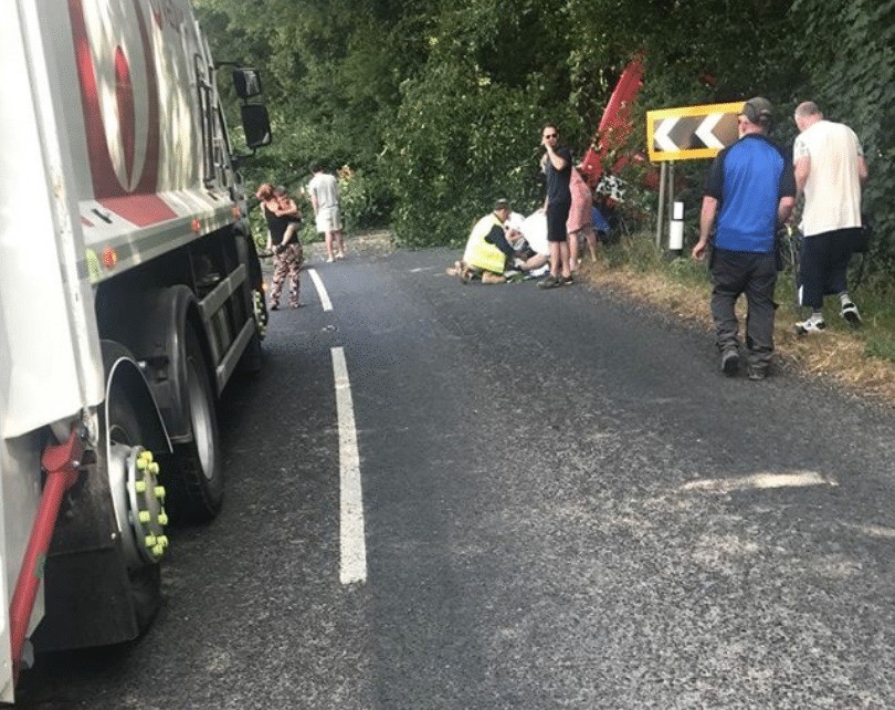 Hampshire Police Have Been Called To Bus Crash Near  Oakley Basingstoke