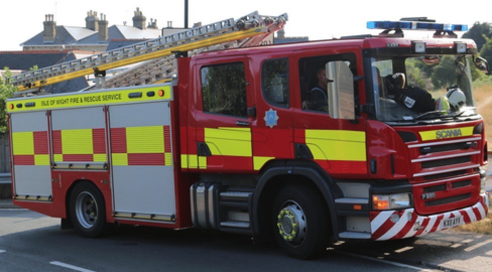 Two feared trapped In Cowes collison
