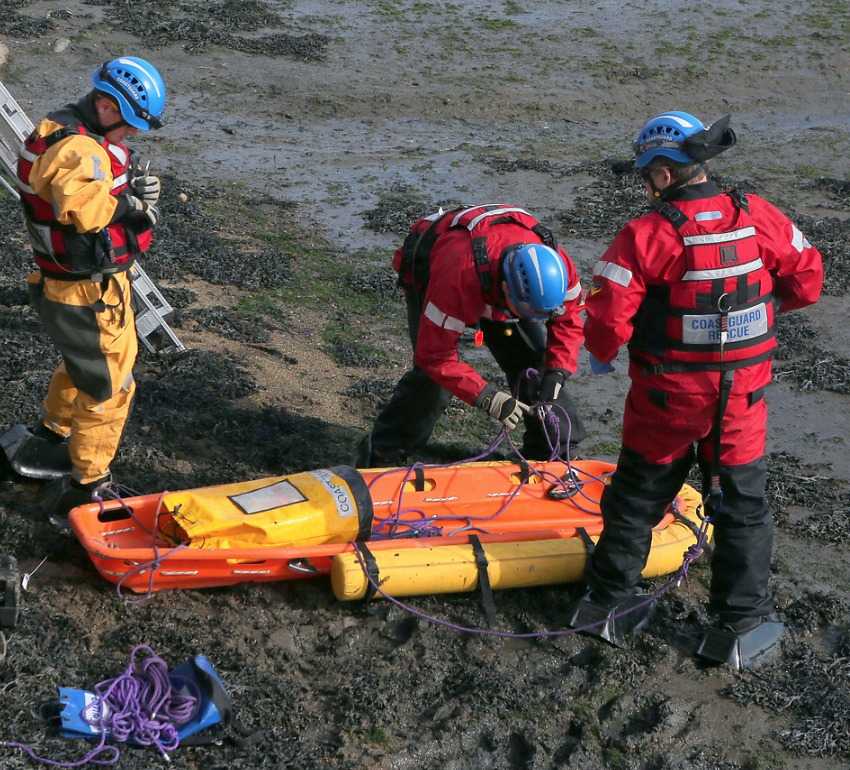 Major Rescue operation to free Person trapped in Mud in Southampton