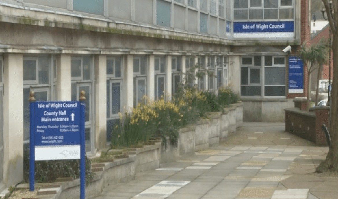 £60K Cross Solent patient transport funded set to stay