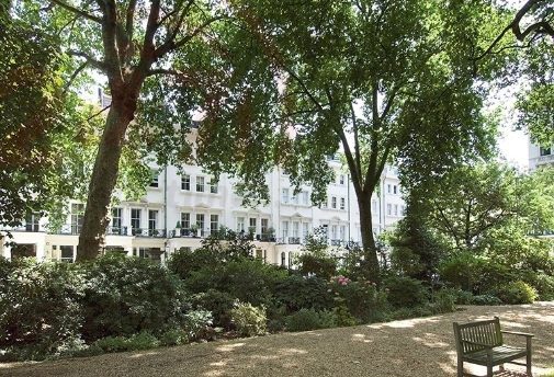 Woman to face justice  4 years after robbery took place in West London