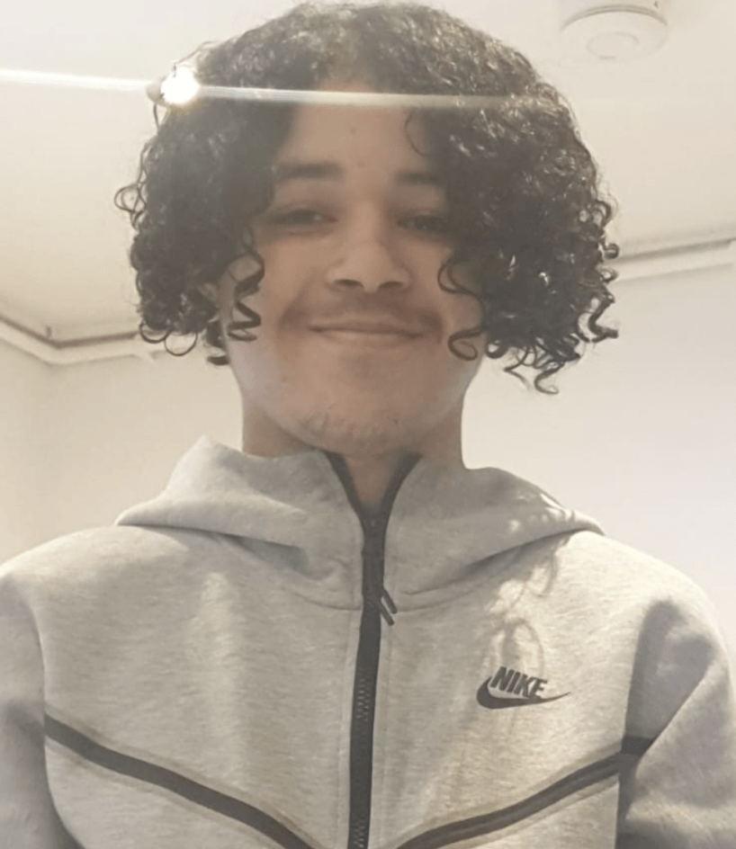 Overturned BMW Closes Two Lanes Of The M275