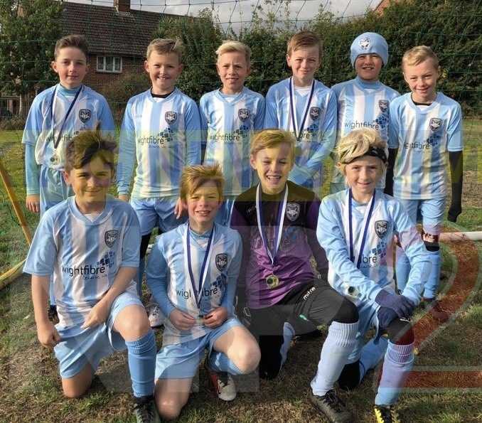 Vectis Blue Under 10 football team are FA tournament winners