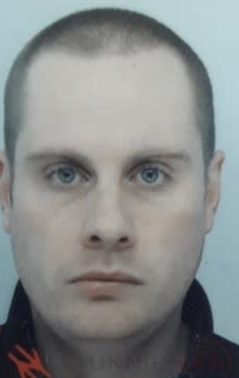 Police Find Body Of Missing Arron Searle