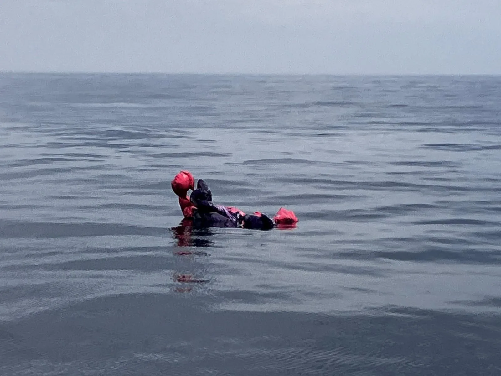 Volunteers Race to Liferaft Sighting