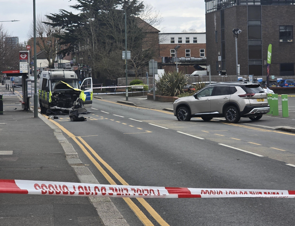 Police Van Crashes Into Car on Emergency Call in Crook Log