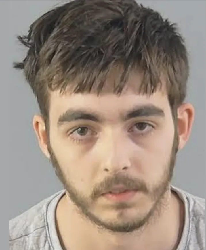 Roblox Groomer Jailed After Preying on Teen Girl