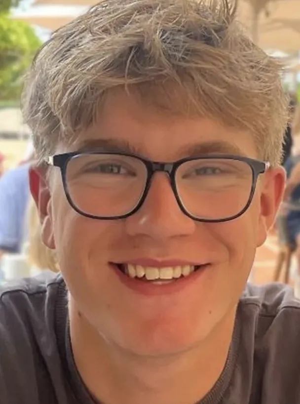 Parents Pay Heartbreaking Tribute to Grammar School Teens Killed in Crash