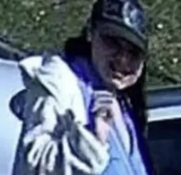 Man in His 70s Robbed and Sexually Assaulted in Broad Daylight