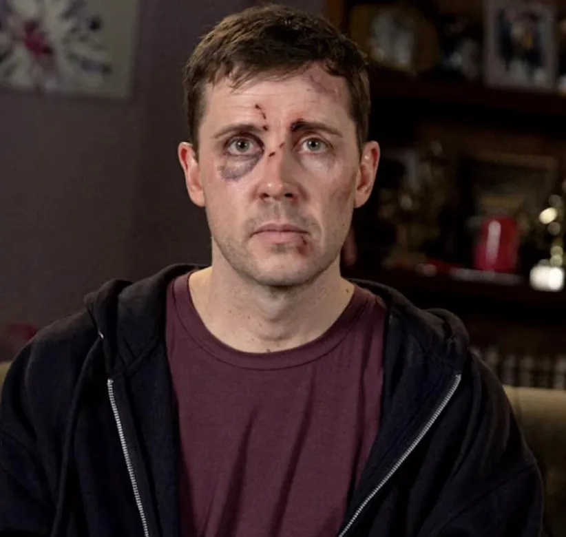 Coronation Street wins praise for hard-hitting domestic abuse episode