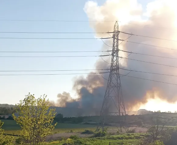 Swanscombe Marshes Blaze: Huge Marshland Set Alight