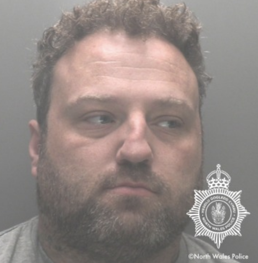 Leon Thomas jailed for assault and criminal damage in Blaenau Ffestiniog