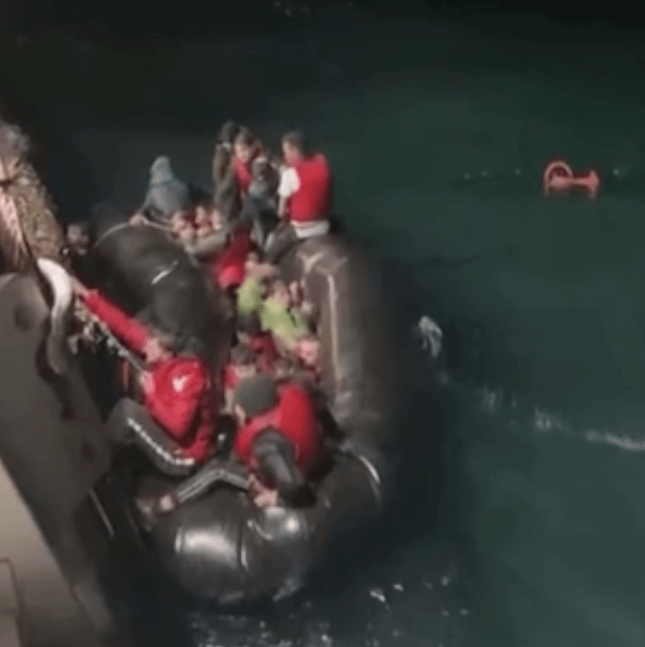 UDPATED:Three people dead with more missing after an asylum seeker dinghy capsized into freezing water overnight in the English Channel J…