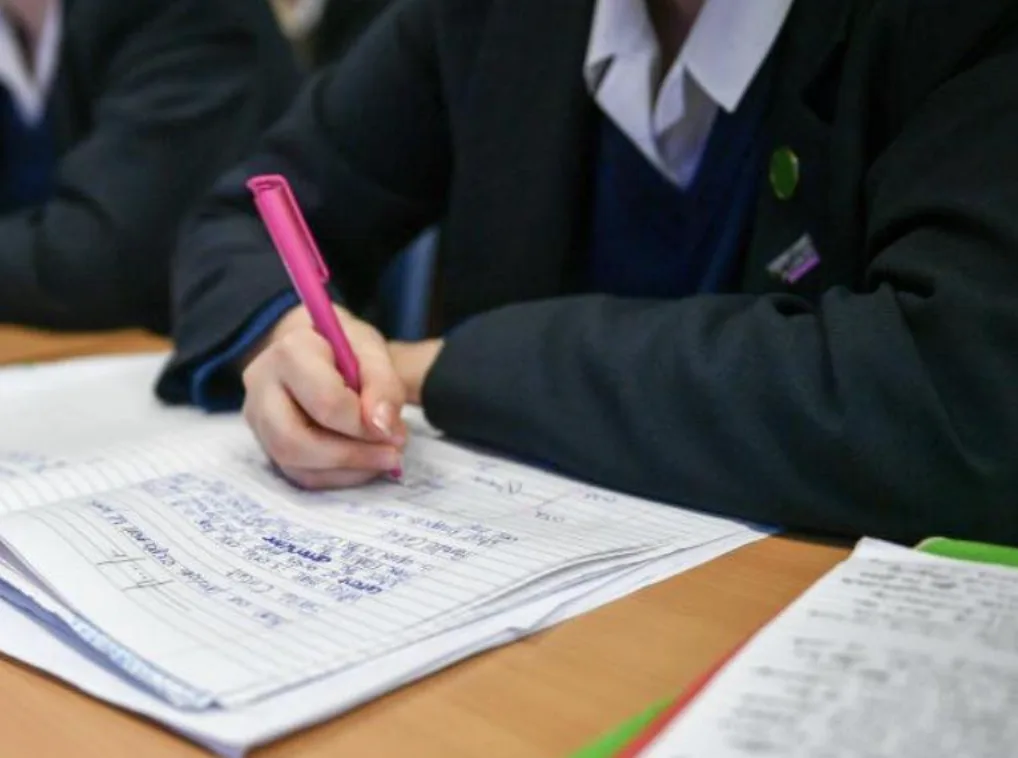 Record 459,288 Fines Slap UK Parents for Term-Time Holidays as Penalties Rise to £160