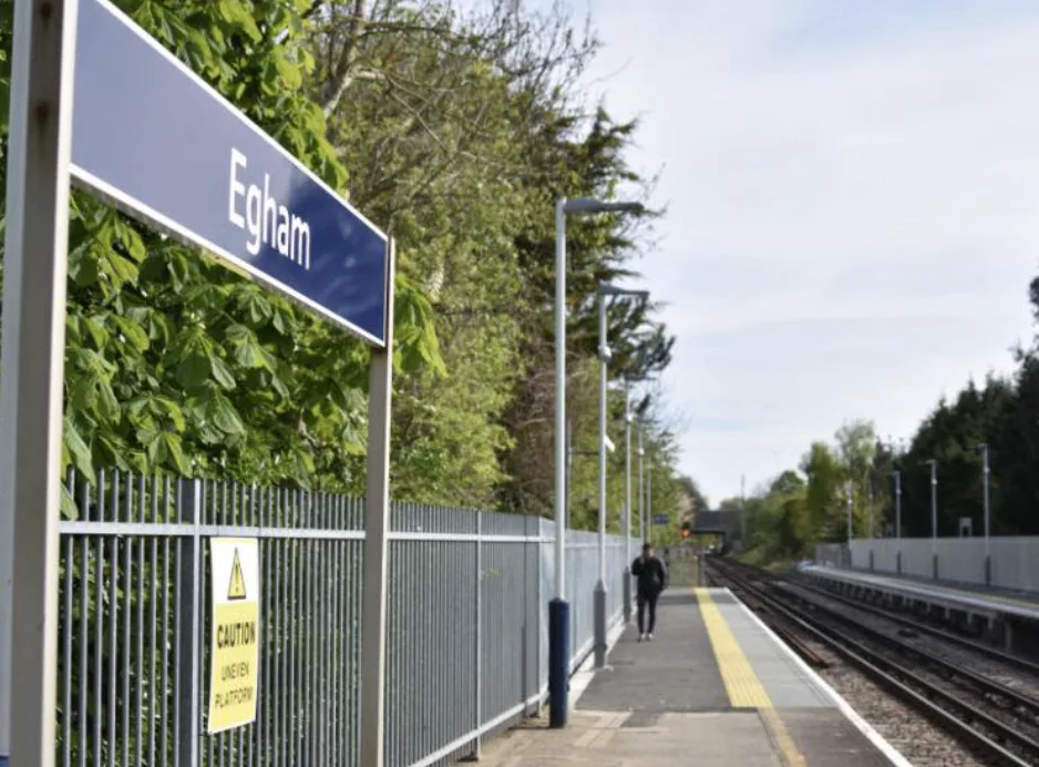 Three Men Stabbed in Egham Station Knife Attack – One Arrested, Hunt On for Fugitives