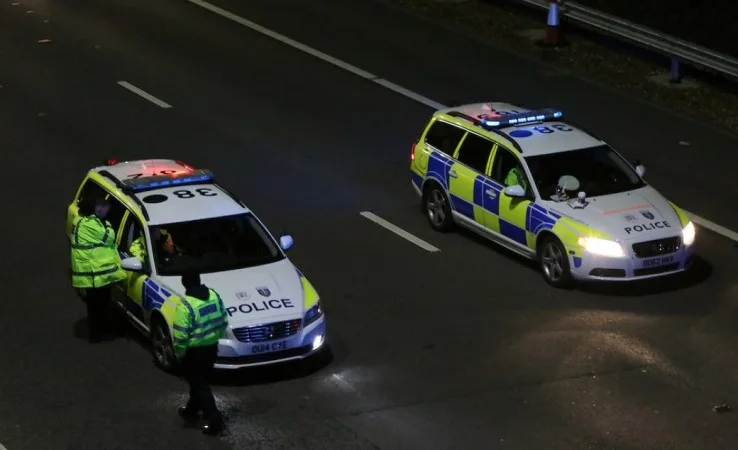 M4 Westbound Near Reading SHUT After Serious Pedestrian Collision – Air Ambulance on Scene