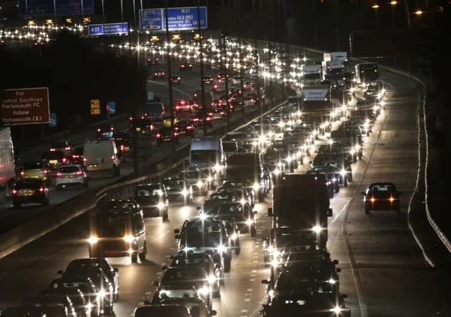 M27 Crash at Junction 10 Causes Major Delays Back to A3 – One Lane Closed, Traffic Crawls