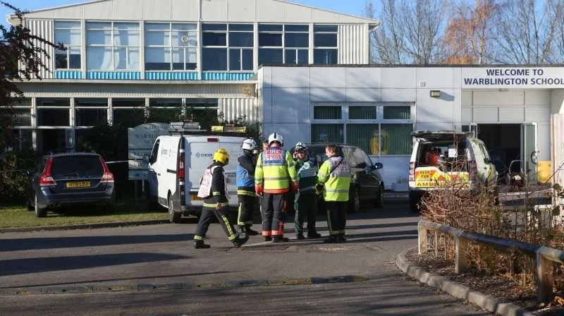 Chemical Scare at Warblington School Sends Five to Hospital – Emergency Teams Investigate Fumes