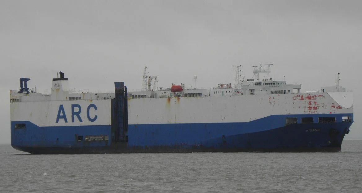 Fire Erupts on US Car Carrier Honor in English Channel—Crew Safe as Ship Heads Back to Southampton