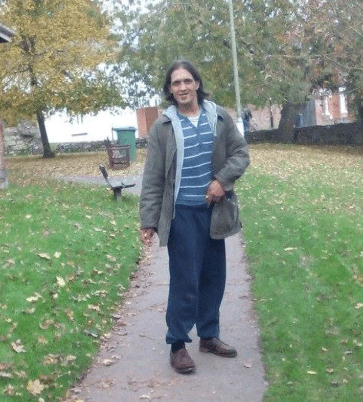 Shock in Winchester: Carl Scott Found Dead at Birch Court Home – Police Launch Murder Probe