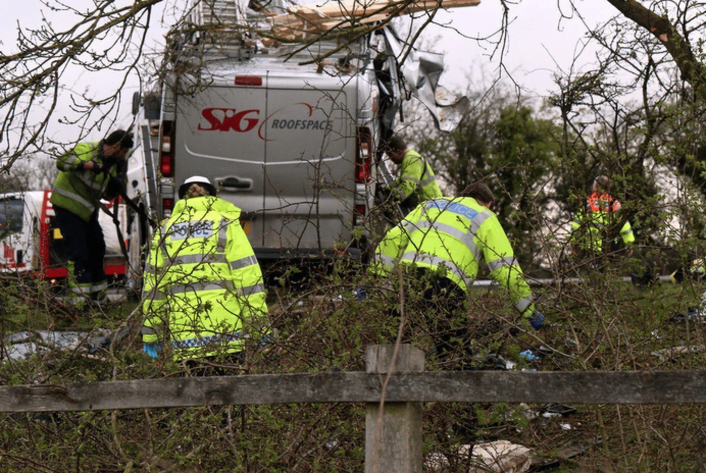 Two Dead as Roofers’ Van Crashes and Burns on M40 Near Beaconsfield